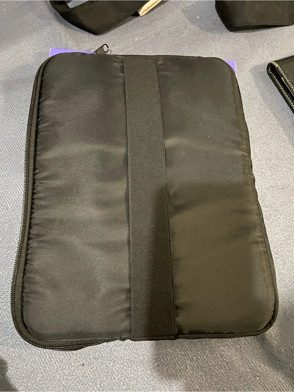 Up & Up Tablet Sleeve 12X9.5X0.5 Inch Zipper Closure Elastic Band Black Case